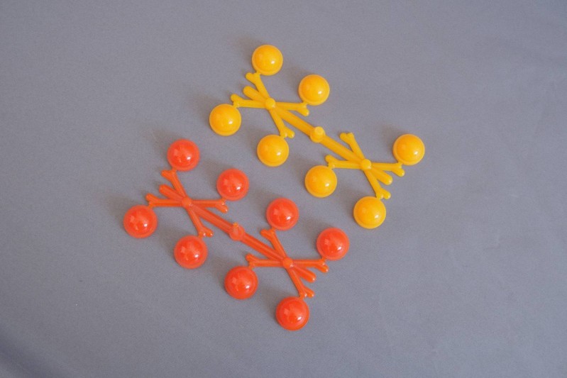 Többüregű fröccsöntő öntőformák építése